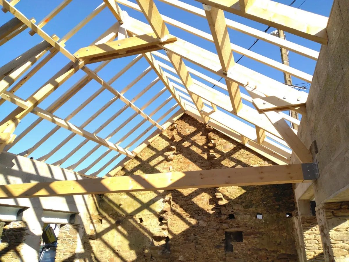 realisation-charpente-scop-de-l-erdre-charpentier-menuisier-les-touches (3)